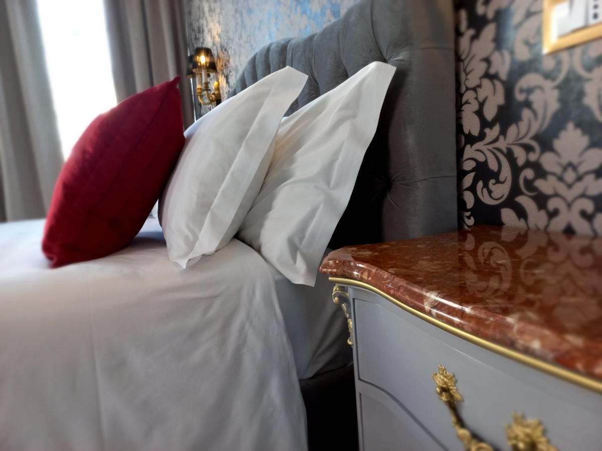 Dorotea Rooms Torino Centro ภายนอก รูปภาพ