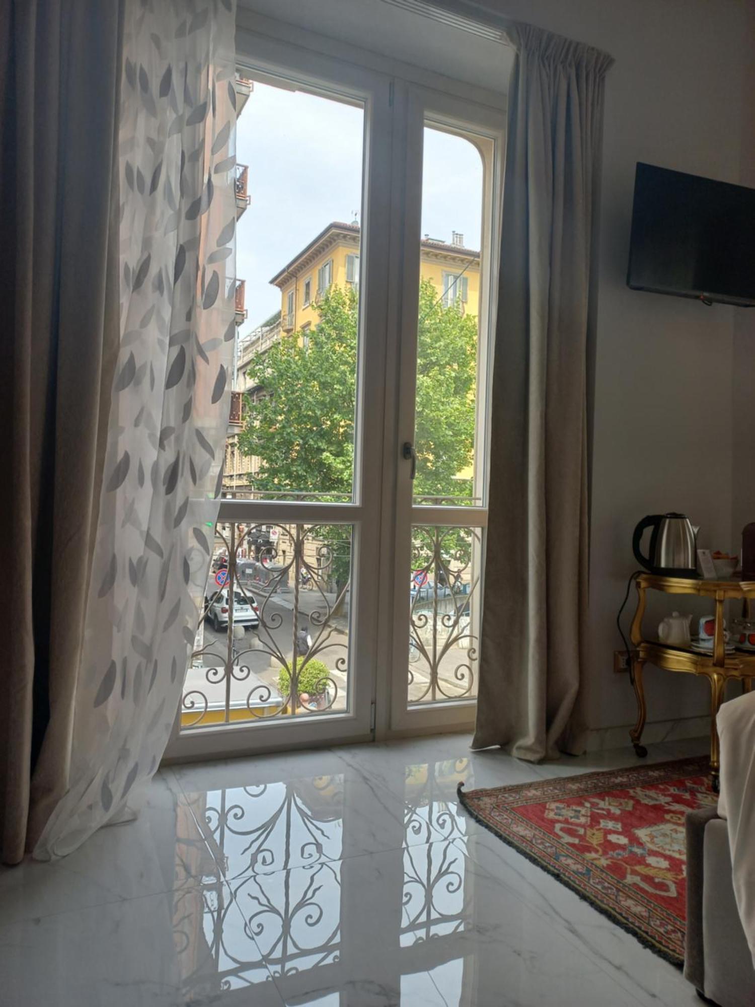 Dorotea Rooms Torino Centro ภายนอก รูปภาพ