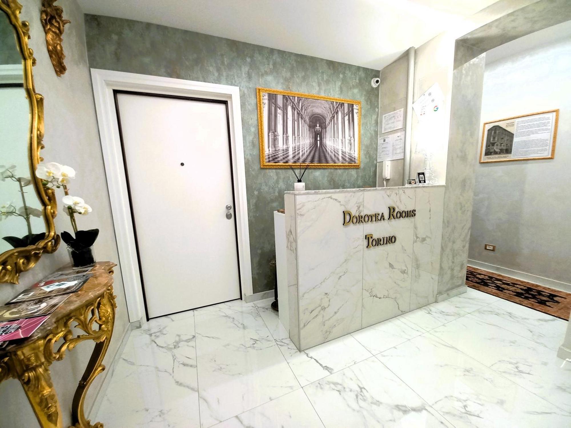 Dorotea Rooms Torino Centro ภายนอก รูปภาพ